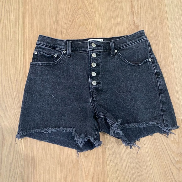 Abercrombie & Fitch Pants - Abercrombie & Fitch High Rise, 4 inch, black denim shorts, size 30/10